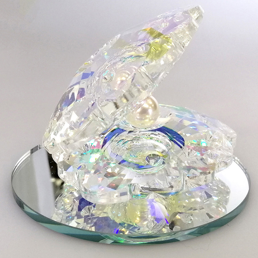 Clear Cut Glass Oyster with Pearl - Medium