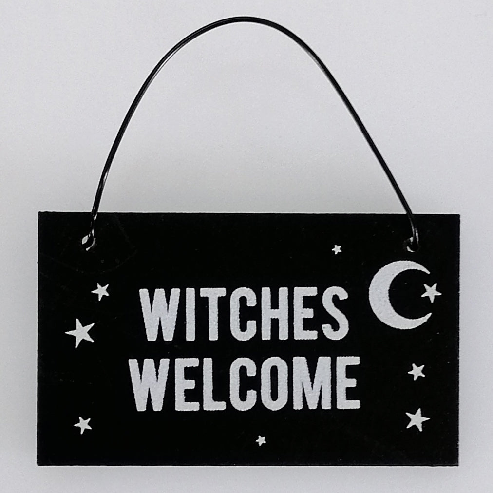 Witches Welcome' Mini Witch Sign