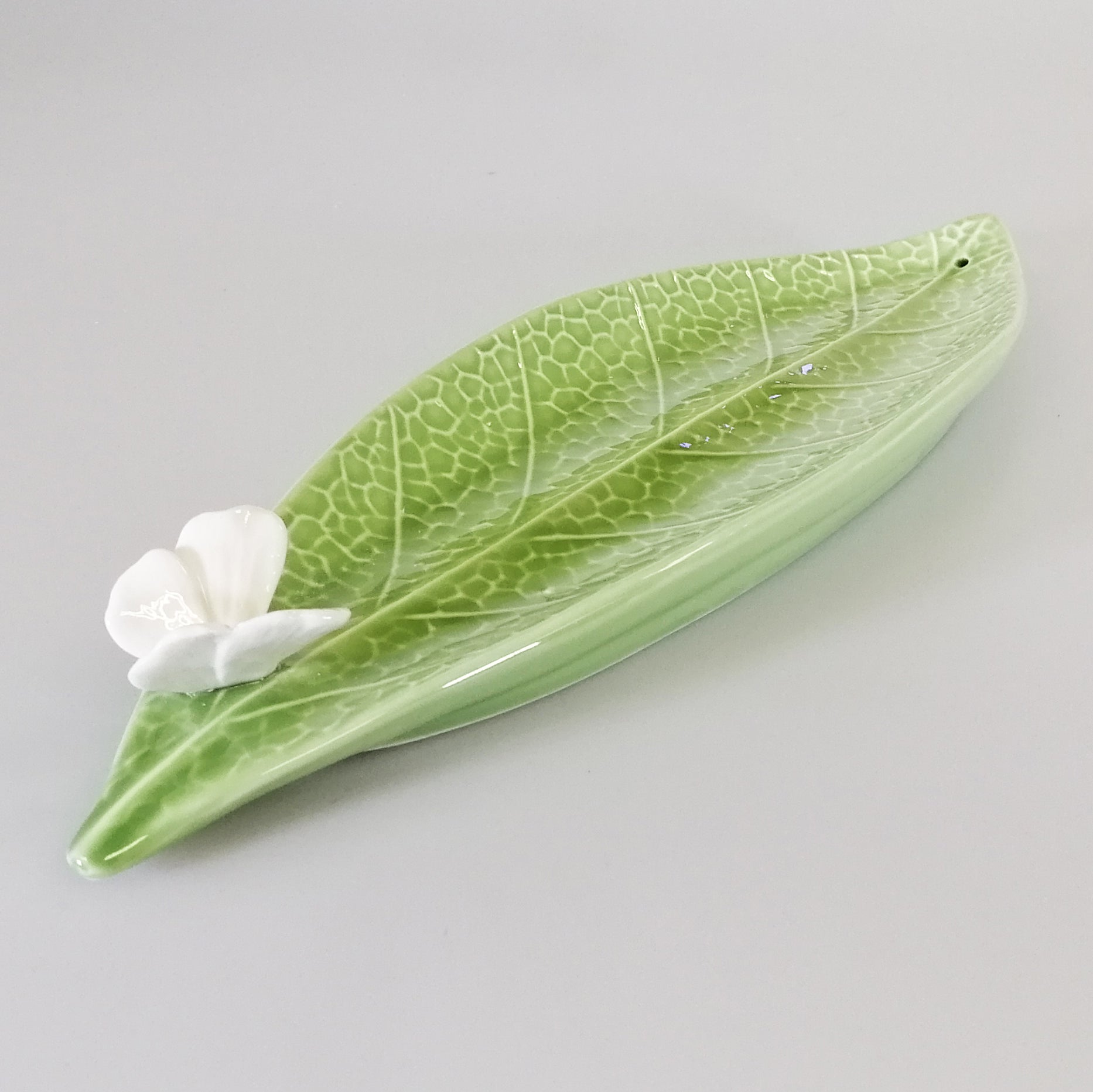 Green Leaf Incense Stick Plate with Butterfly