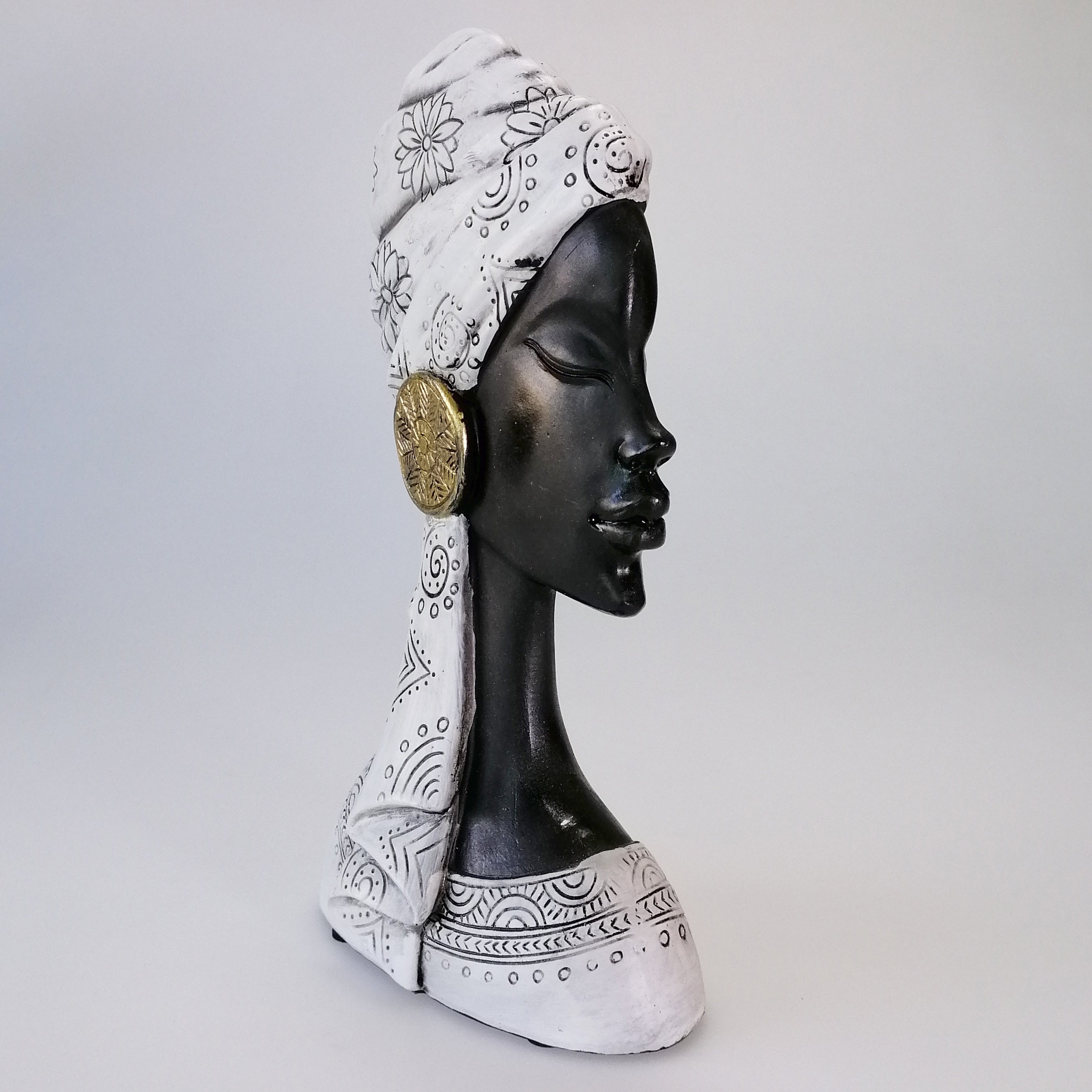 African Stylistic Bust