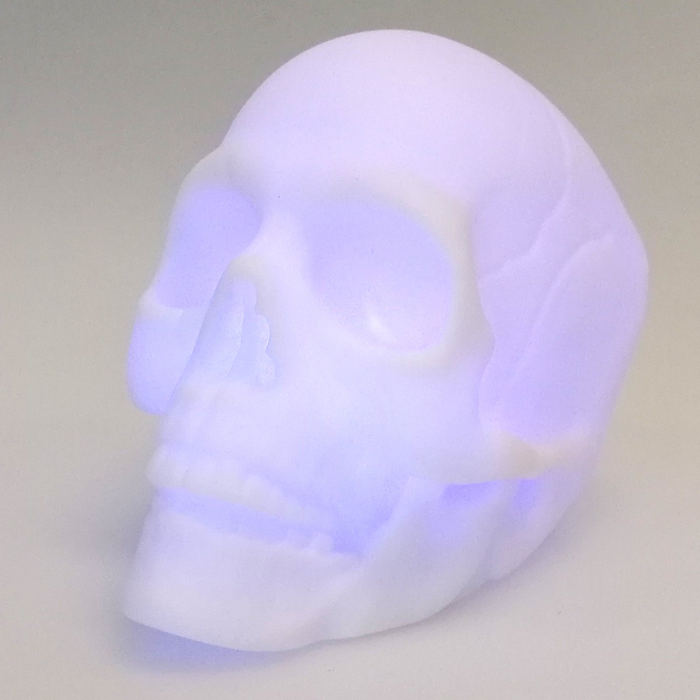 Colour-Changing Light Up Skull